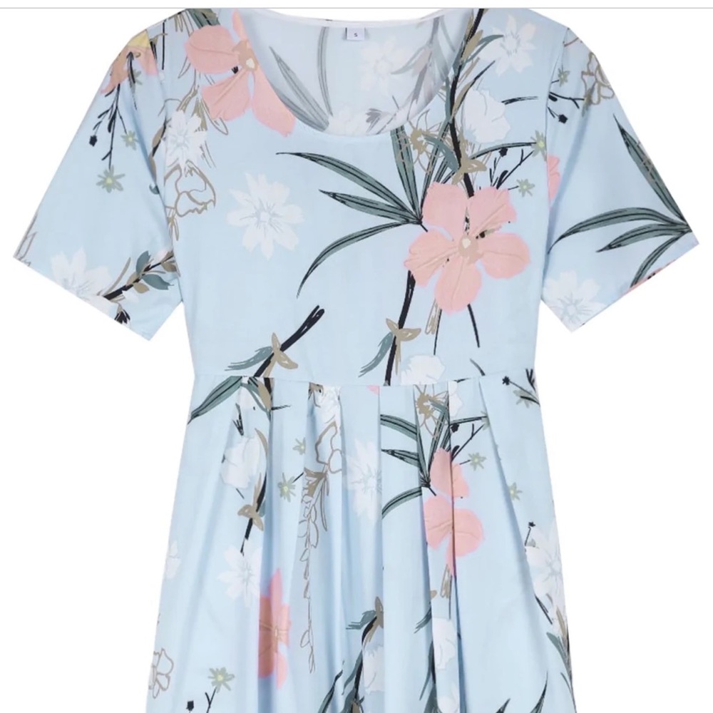 NWT Floral Midi Dress with Pockets Size Large - Picture 3 of 8